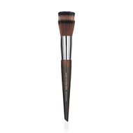 122 Blending Powder Brush faces 122 blending powder brush